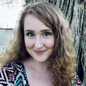 Meet your Posher, Loralei